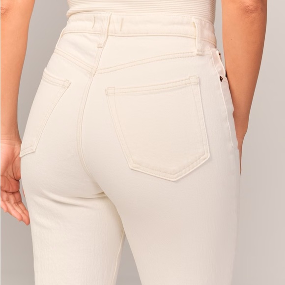 Abercrombie & Fitch The 70s Vintage Flare High Rise Jeans in White Size 6 - Picture 13 of 13